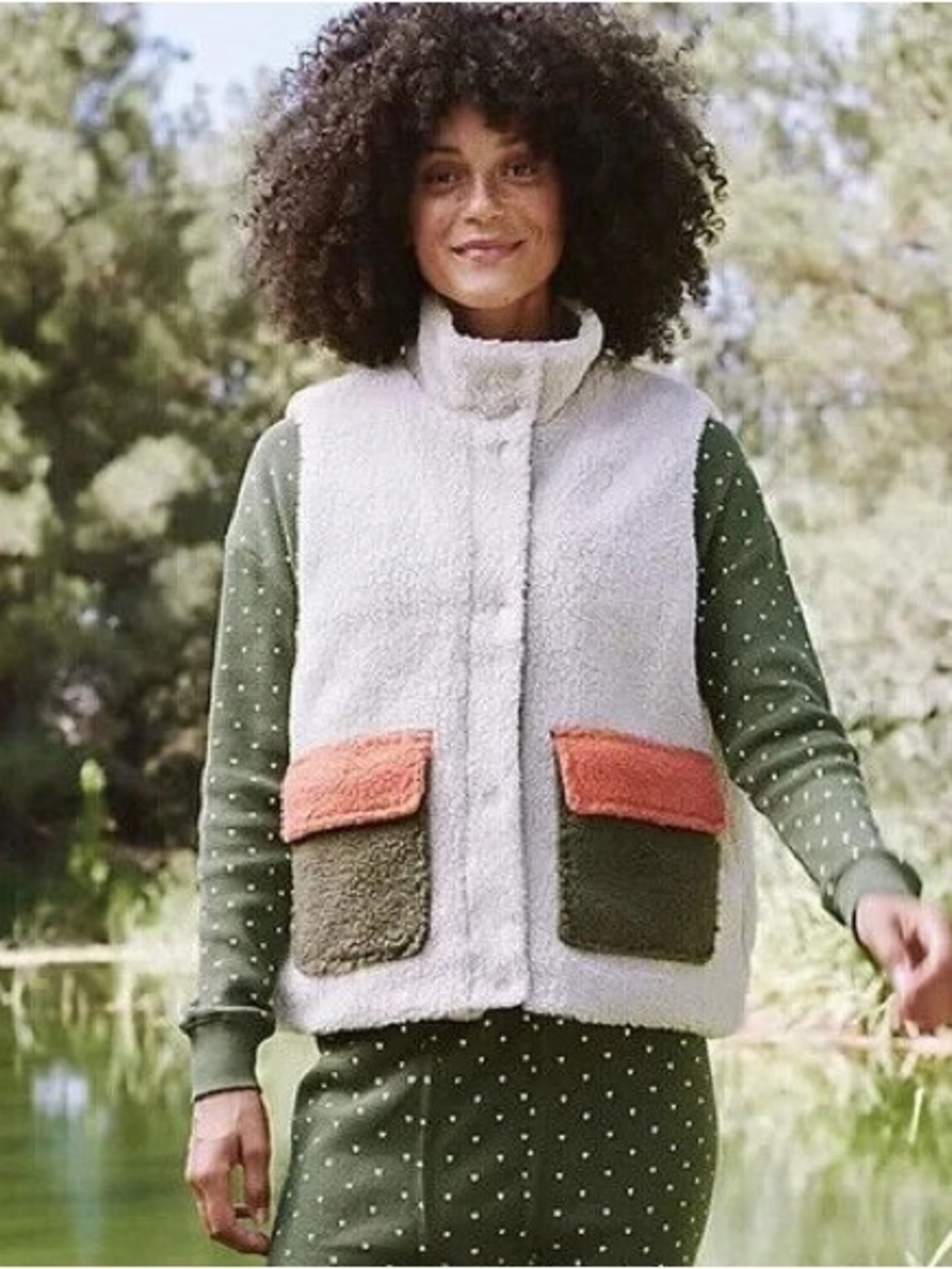The Great x Eddie Bauer Plush Pocket Vest; L